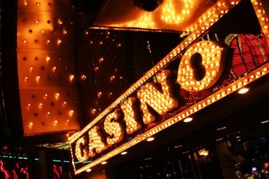 cincin togel mobile app interface showing live-dealer table and account menu
